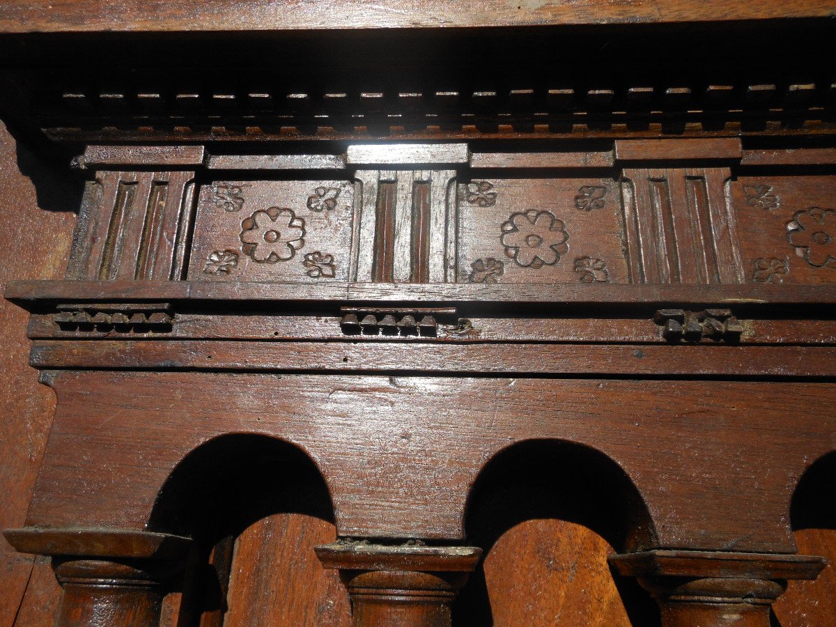 Lovely Sacristy Door In Walnut-photo-5