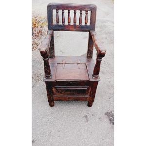 rare et tres ancienne chaise a sel de cantou, siege fauteuil  debut  XVII eme