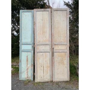 Lot de portes anciennes en sapin 