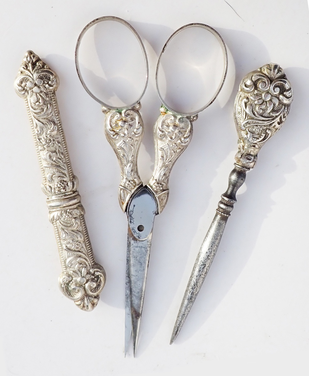 Silver Sewing Kit In A 19th Century Inlaid Box-photo-4