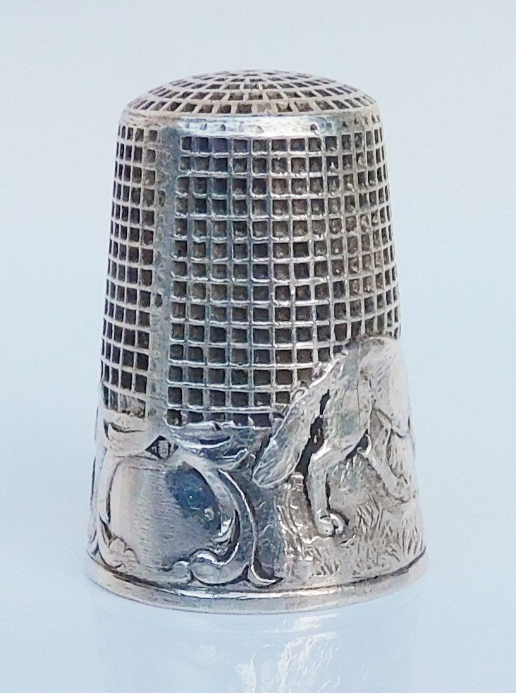 Thimble In Sterling Silver Fable De La Fontaine The Wolf And The Lamb Early 20th Century-photo-1