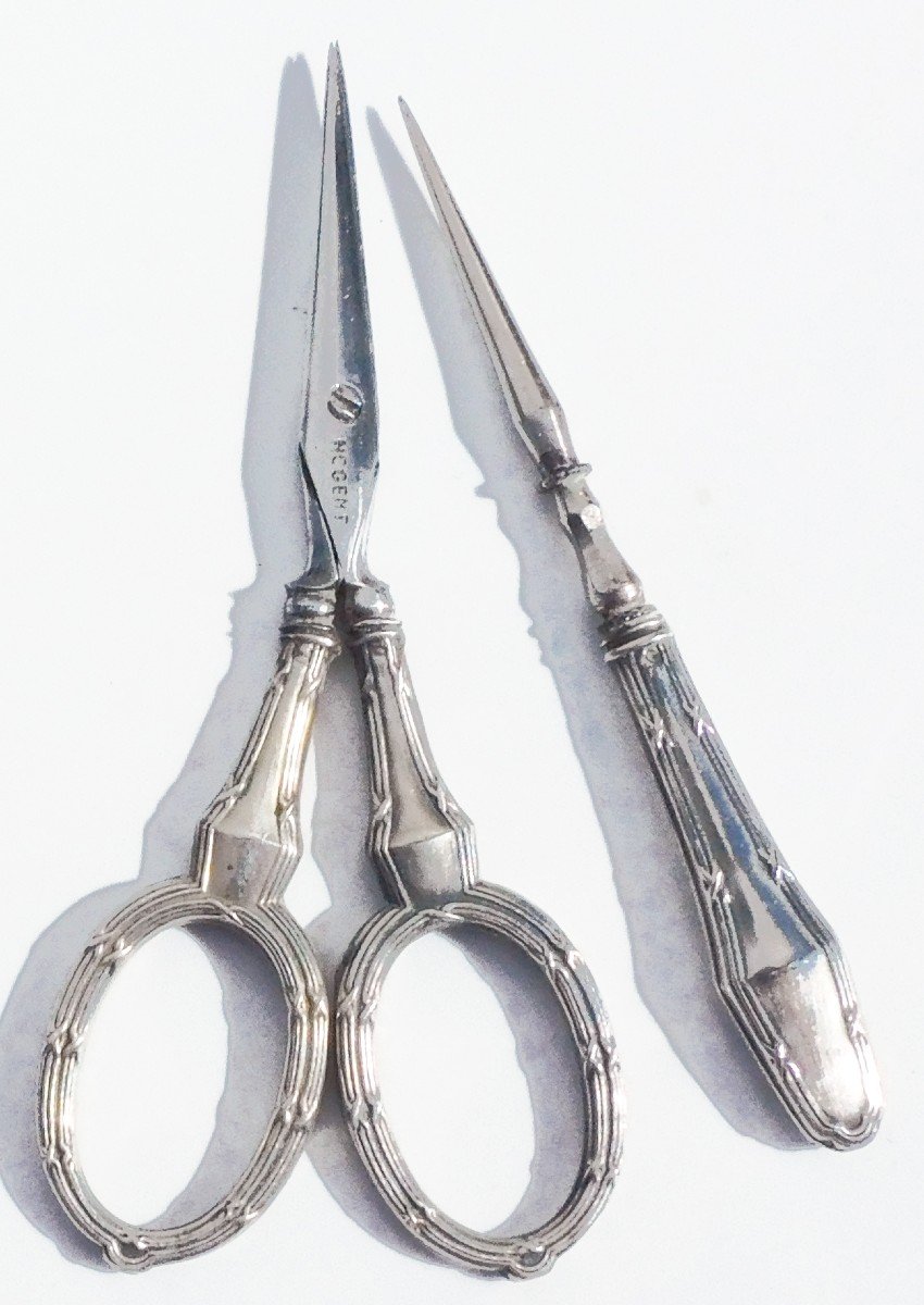 Early 20th Century Silver Sewing Kit, Scissors, Thimble, Embroidery Punch-photo-2