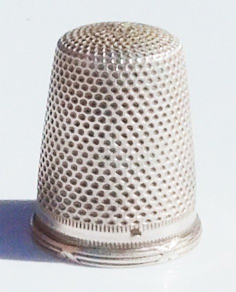 Early 20th Century Silver Sewing Kit, Scissors, Thimble, Embroidery Punch-photo-3