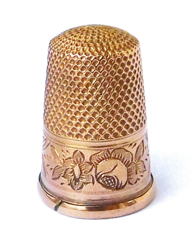 Small Sewing Thimble In 18 Carat Solid Gold For Little Girl Late 19th Century -photo-2