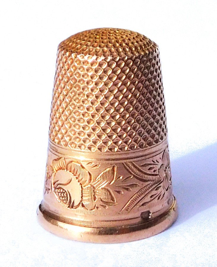 Small Sewing Thimble In 18 Carat Solid Gold For Little Girl Late 19th Century -photo-4