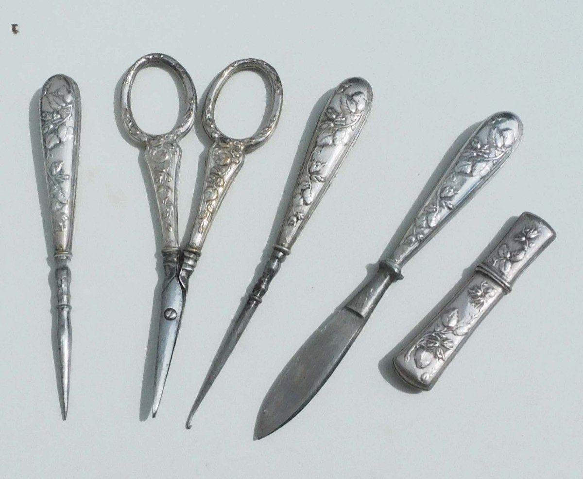 Antique Sewing Kit Silver Metal Early 20th Century Scissors Needle Case-photo-1