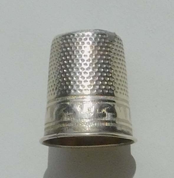 Antique Sewing Kit Silver Metal Early 20th Century Scissors Needle Case-photo-4