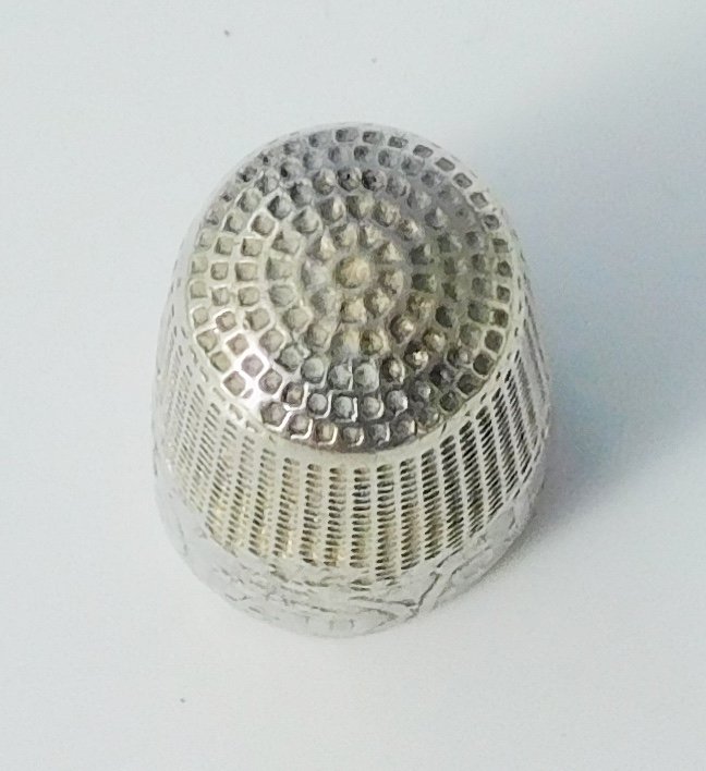 Solid Silver Thimble La Fontaine's Fable "the Monkey And The Cat"-photo-1