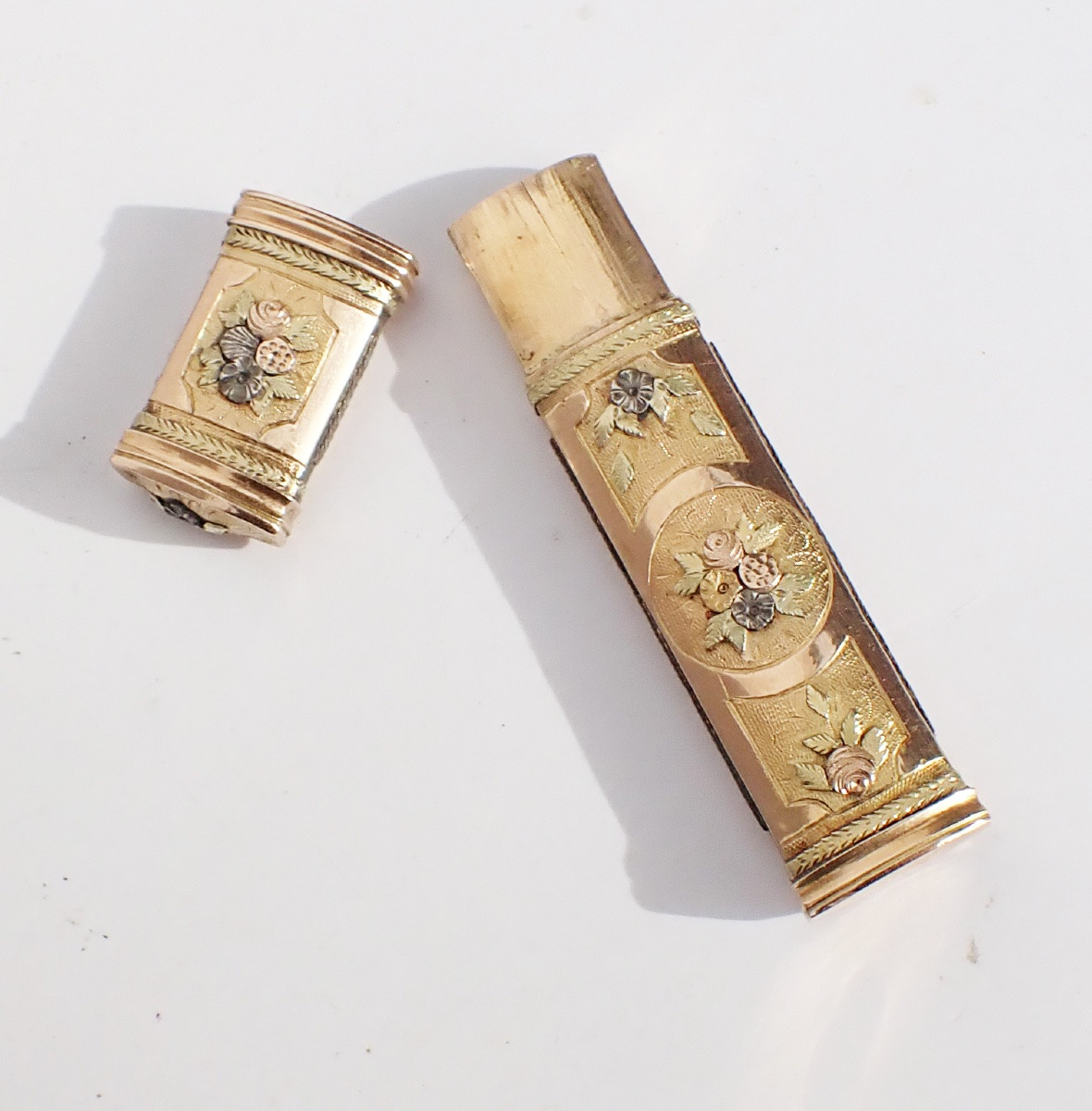 Early 19th Century Three-color Gold Needle Case, Sewing Kit-photo-4