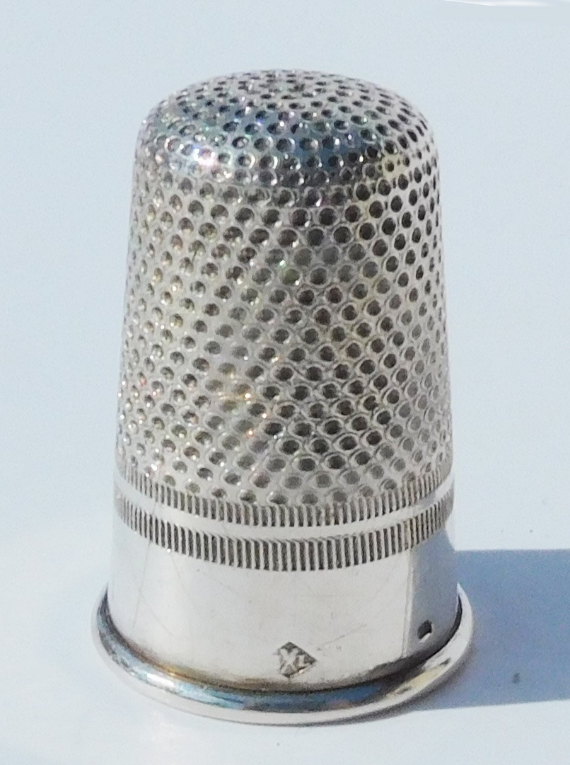 ANCIEN NECESSAIRE DE COUTURE VERMEIL ARGENT MASSIF fin XIXe début XXe ciseaux-photo-3