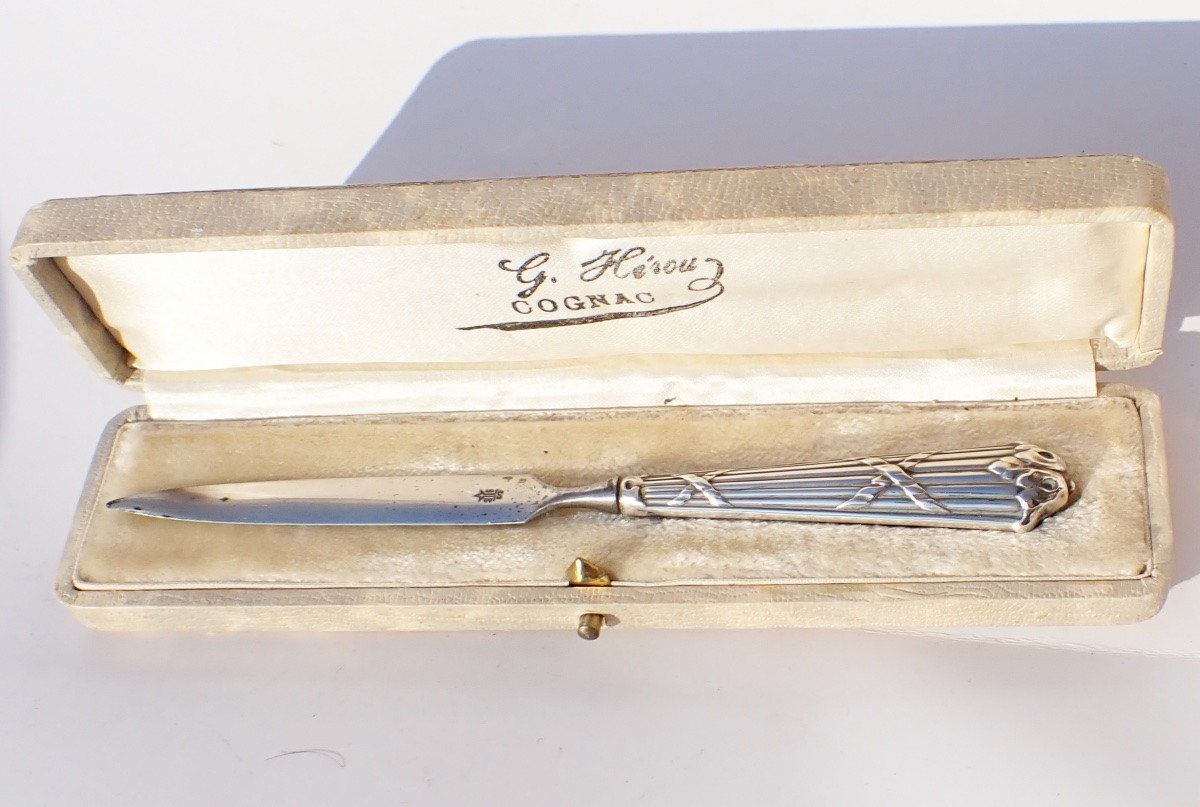 Ouvre lette ancien manche argent massif dans sont coffret début XXe-photo-2