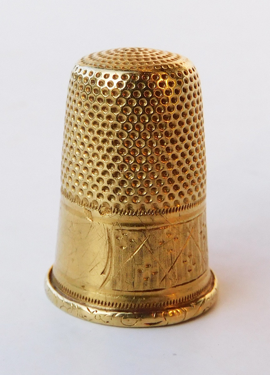 Solid 18-karat Gold Thimble, Late 19th/early 20th Century, Sewing Kit-photo-3