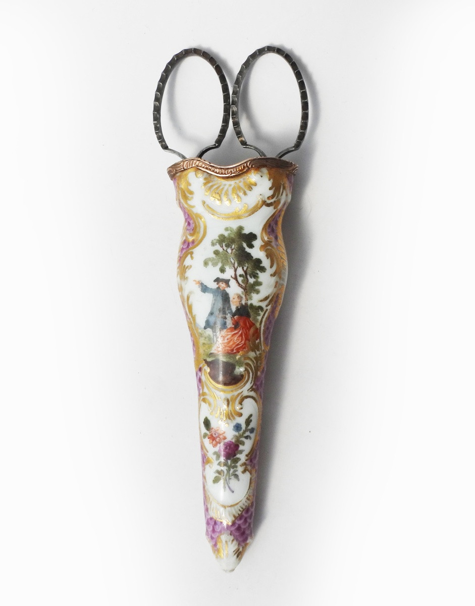 Etui à ciseaux en porcelaine ancien décors de scènes galante fin XVIIIe ciseaux acier-photo-2