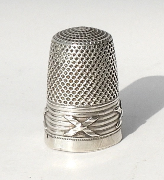 Antique Silver Sewing Kit Early 20th Century Scissors, Thimble-photo-3