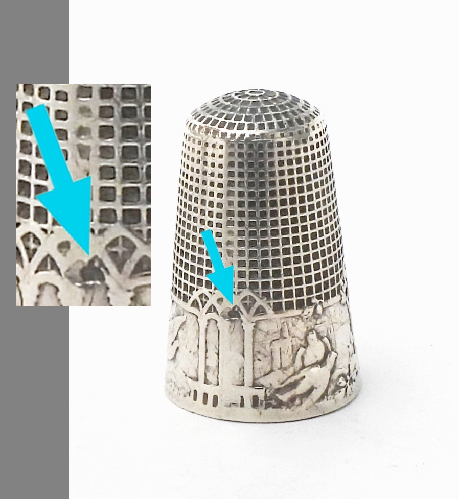 Dé à coudre ancien  en argent massif fable de la Fontaine "Les deux pigeons" début XXe-photo-3