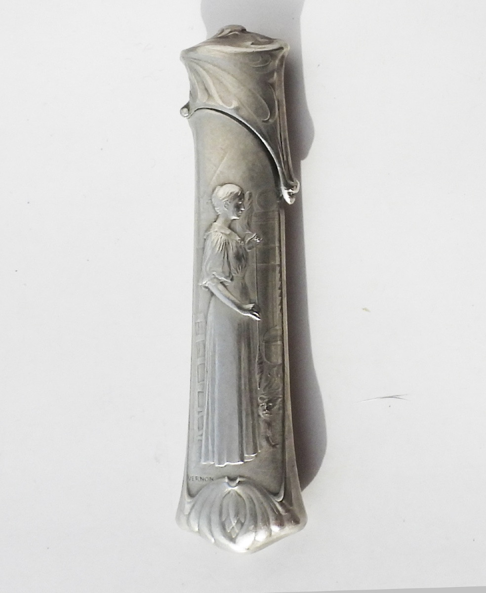 Sterling Silver Needle Case Art Nouveau Les Fileuses De Vernon Early 19th Century Necessary Sewing-photo-4