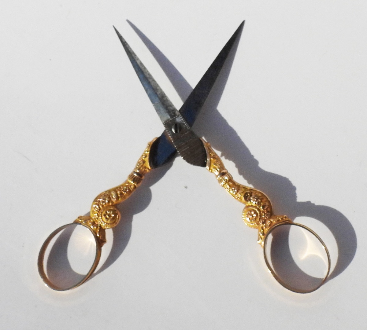 Nécessaire de couture début XIXe siècle en or massif 18 carats ciseaux dé à coudre étui -photo-4
