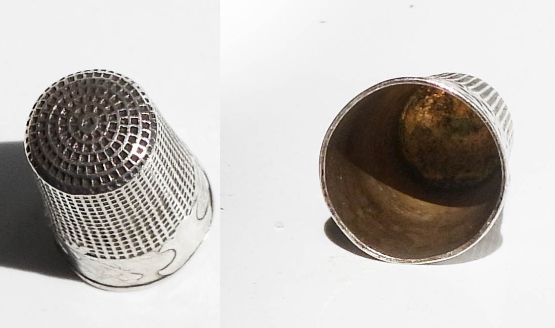 Solid Silver Art Nouveau Thimble With Daisy Motif, Early 20th Century, Sewing Kit-photo-2