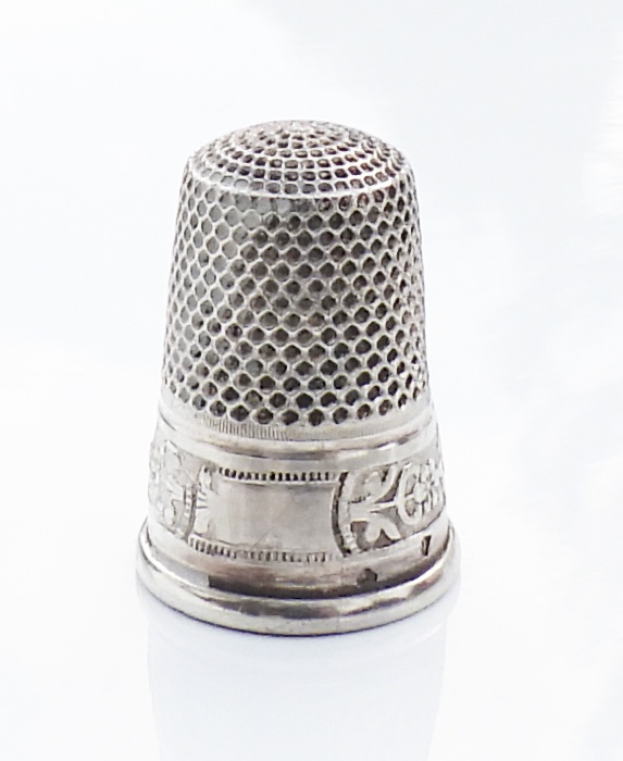 Nécessaire de couture ancien  argent massif fin XIXe début XXe  ciseaux, dé à coudre -photo-5