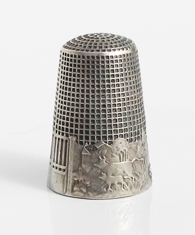 Fab Le De La Fontaine Perette Solid Silver Thimble And The Milk Jug Used For Sewing-photo-4