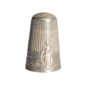 Antique Thimble In Solid Silver, Joan Of Arc Motif, Early 19th Century, Sewing Kit