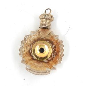 Flacon à sel cristal vermeil forme loupe époque Restauration XIXe 