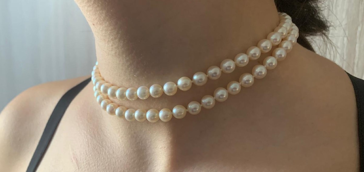 Choker Necklace With Two Strands Of Cultured Pearls, Clasp In Yellow Gold 750