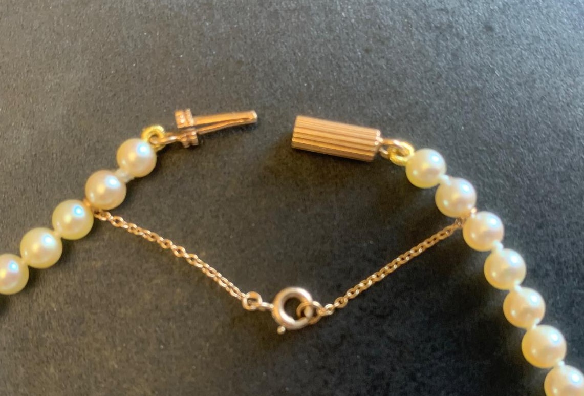 Fallen Cultured Pearl Princess Necklace With Clasp And Chain In 750/°°° Gold-photo-3