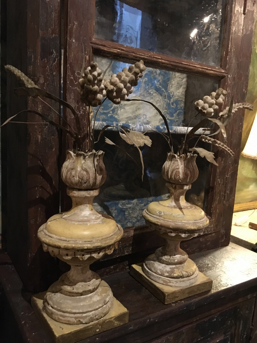 Pair Of Wooden Pots Topped With Grapes, Wheat And Metal Leaves, 19th Century -photo-3