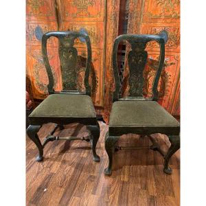 Pair Of 18th Century Painted Italian Chairs With Frames Decorated With Scrolls And Animals