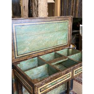 18th Century Italian Wigmaker (beautiful Faux Marble Work)