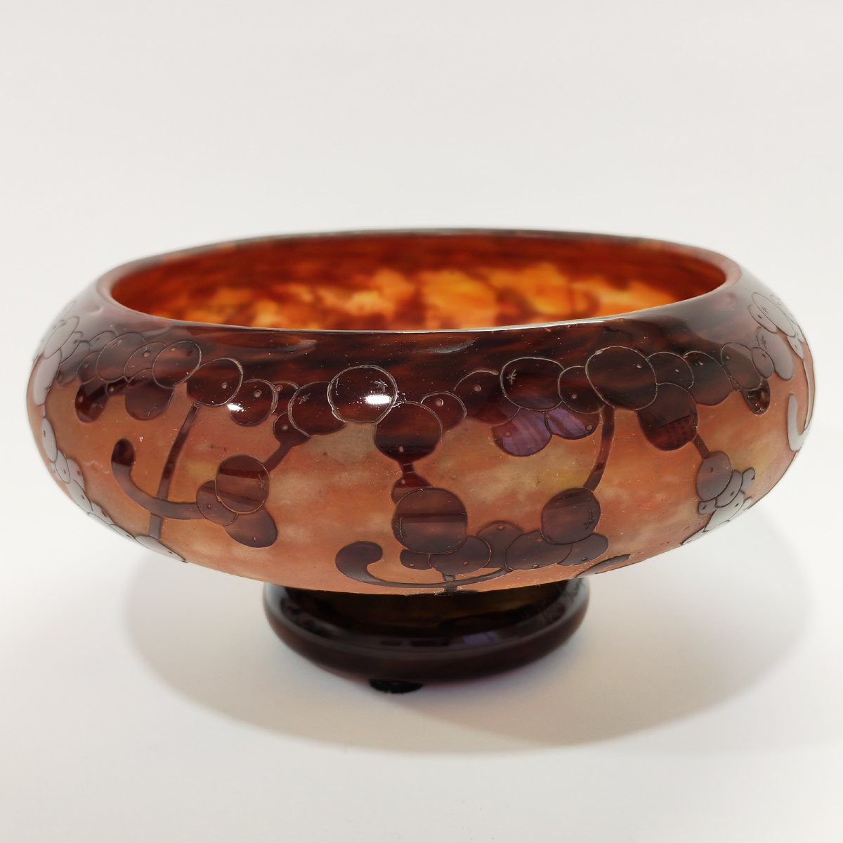 Charles Schneider, Le Verre Français, coupe sur pied décor "Perlières"-photo-3