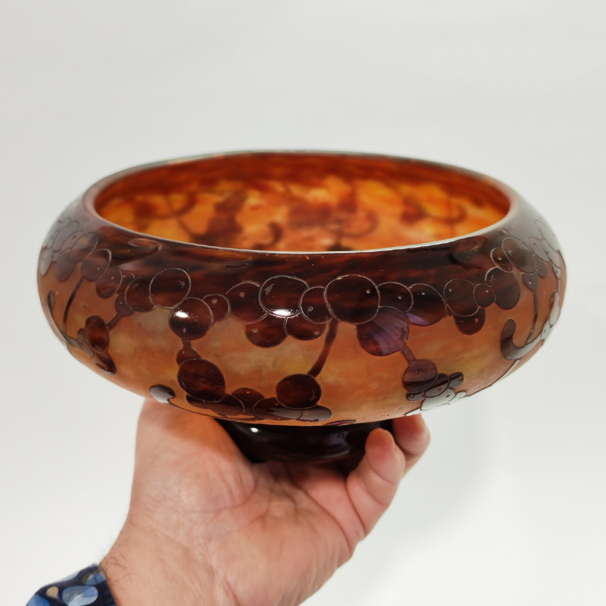 Charles Schneider, Le Verre Français, coupe sur pied décor "Perlières"-photo-5