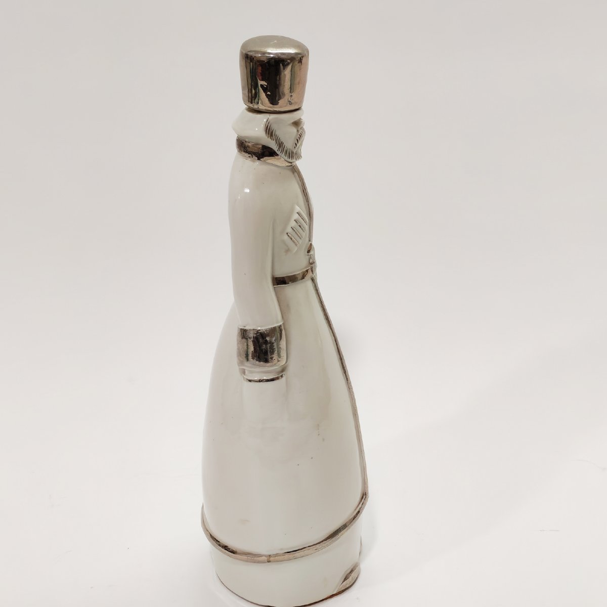 The Cossack, German Porcelain Bottle-photo-4