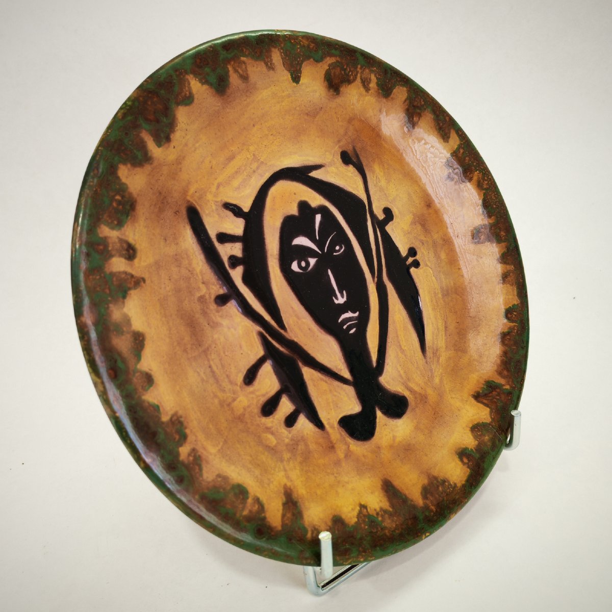 Jean Lurçat (1892–1966) – Glazed Ceramic Plate, “stylized Figure”-photo-2