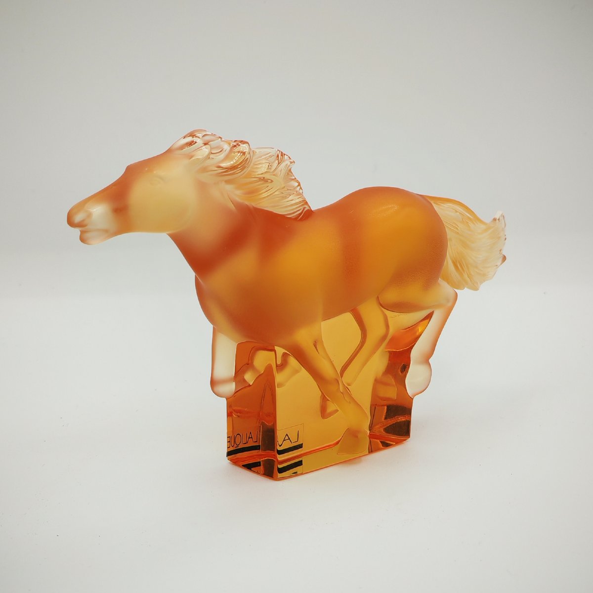 Lalique France – Cheval « Kazak » en cristal ambré -photo-3
