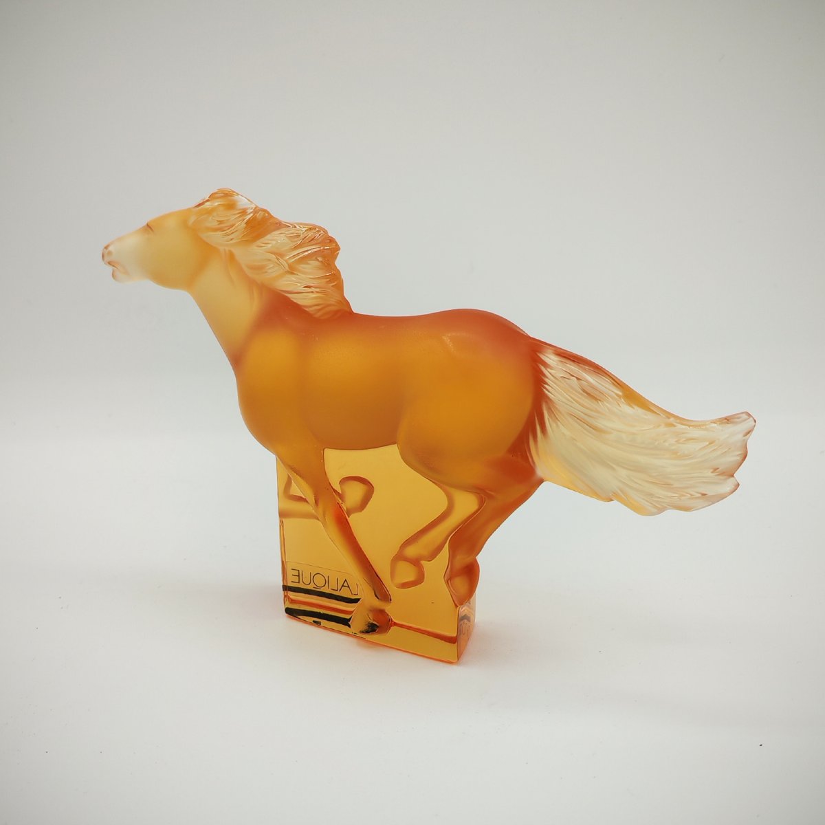 Lalique France – Cheval « Kazak » en cristal ambré -photo-4