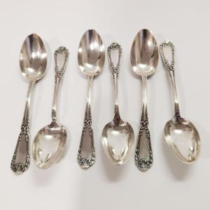 Emile PUIFORCAT, 6 petites cuillères en argent minerve modèle Pompadour