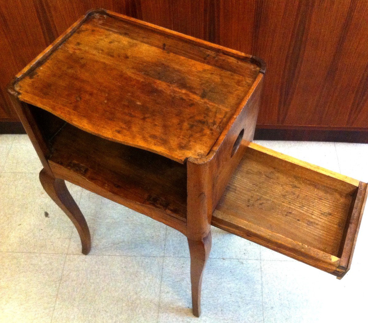 Small 18th Century Side Cabinet-photo-8