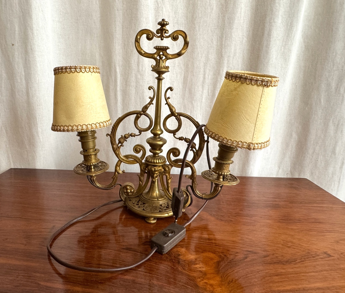 Lampe de table en bronze -photo-7