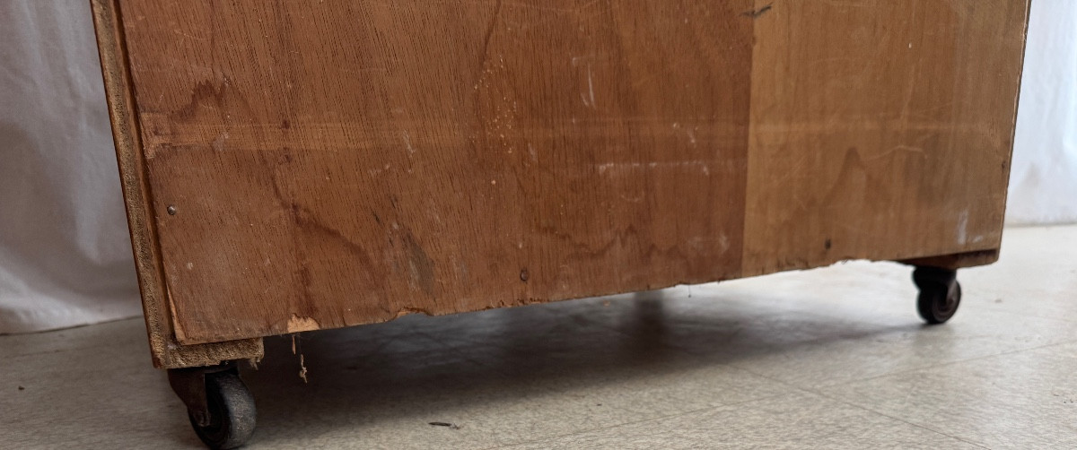 Art Deco Walnut Bar-photo-7
