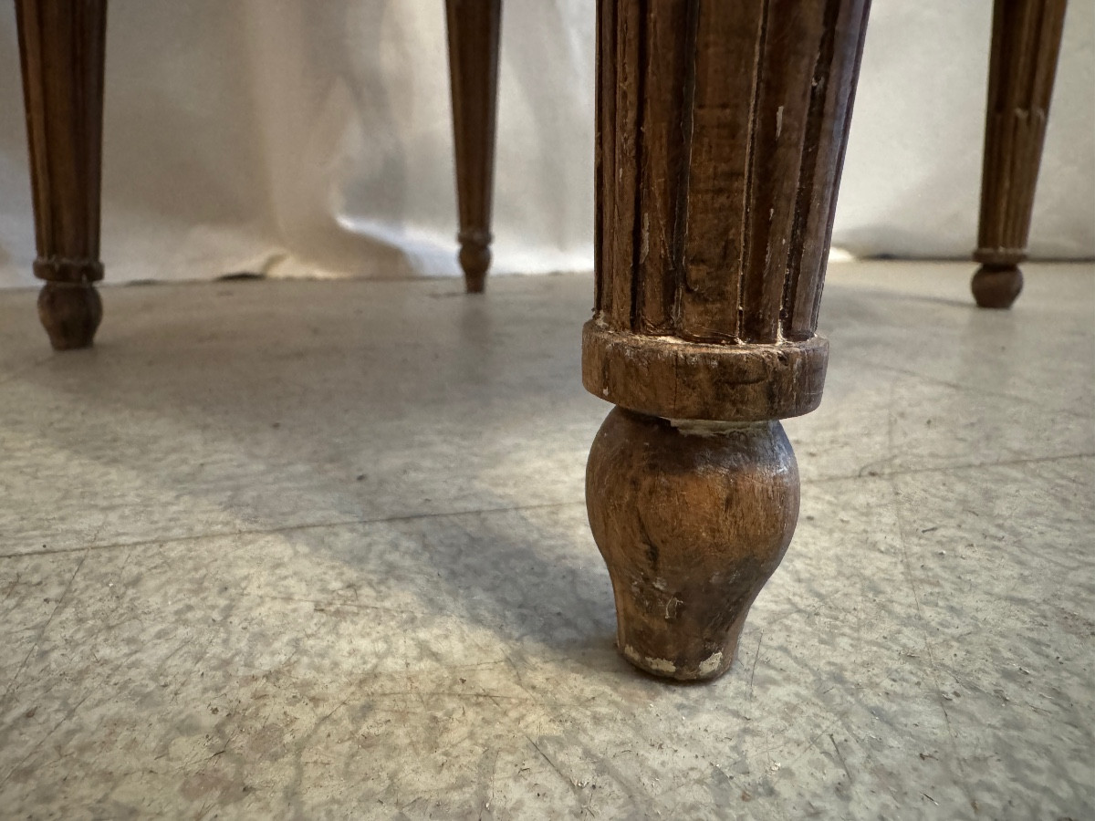 Fauteuil médaillon en cuir-photo-2
