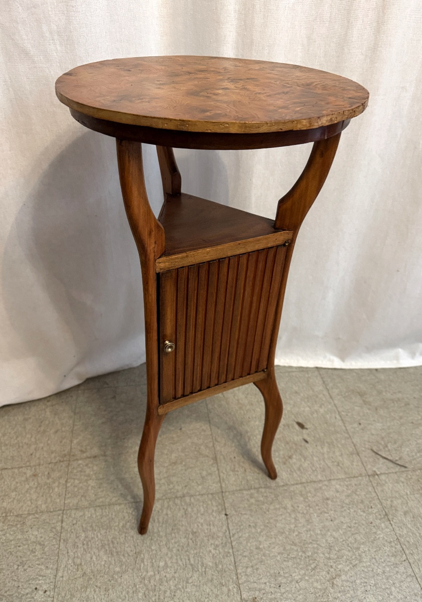 Tripod Side Table/pedestal Table