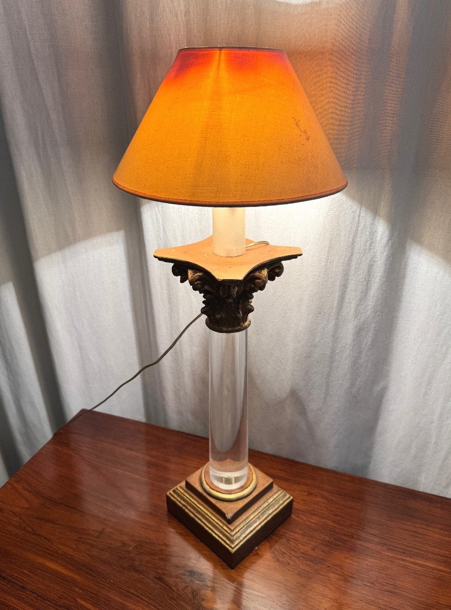 Corinthian Plexiglass Lamp-photo-4