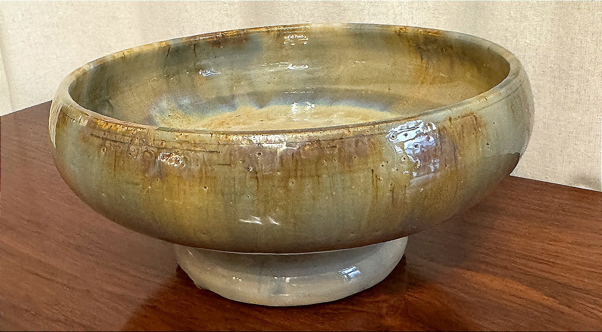 Coupe en céramique vernissée