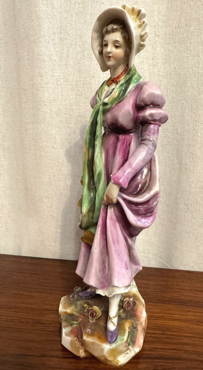 L’élégante en porcelaine