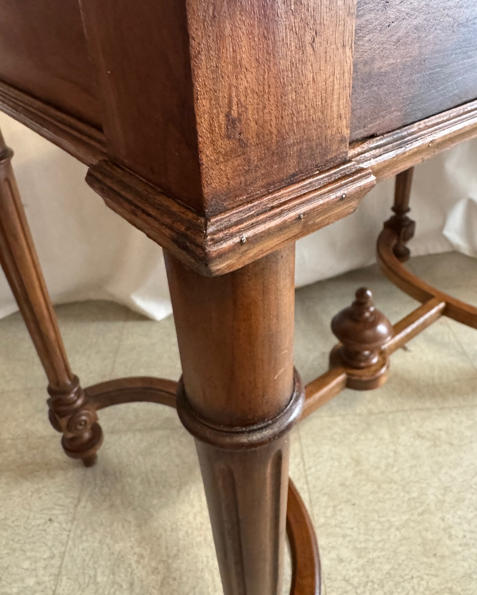 Bureau Louis XIII à entrejambe en « X »-photo-3