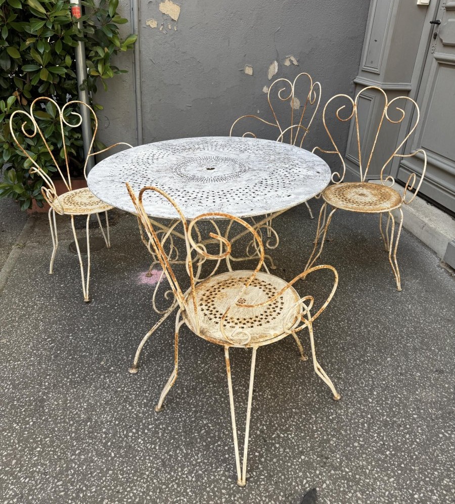 Wrought-iron Patio Furniture