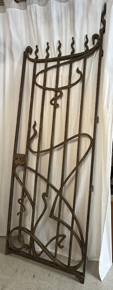 Portail en fer forgé d’époque Art Nouveau-photo-1