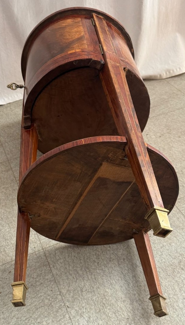 18th-century Drum Cabinet-photo-8